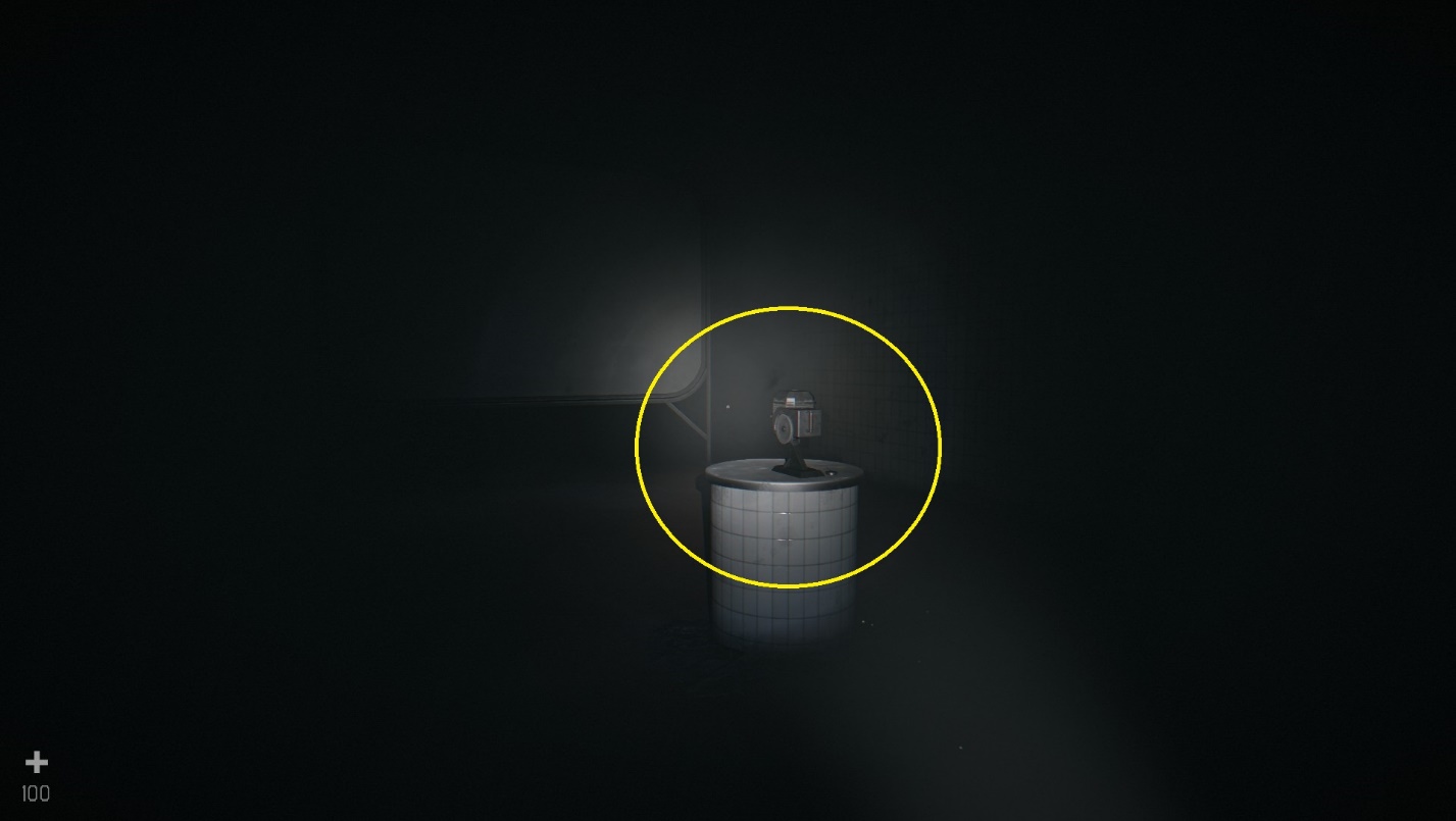 Тёмный подвал РАН с финальным видеопроектором