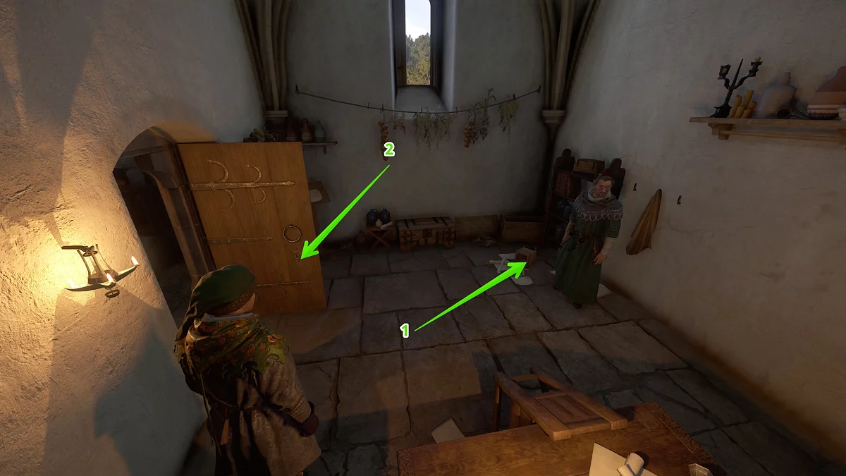 Разгромленная комната Альбикуса с разбросанными вещами и следами взлома