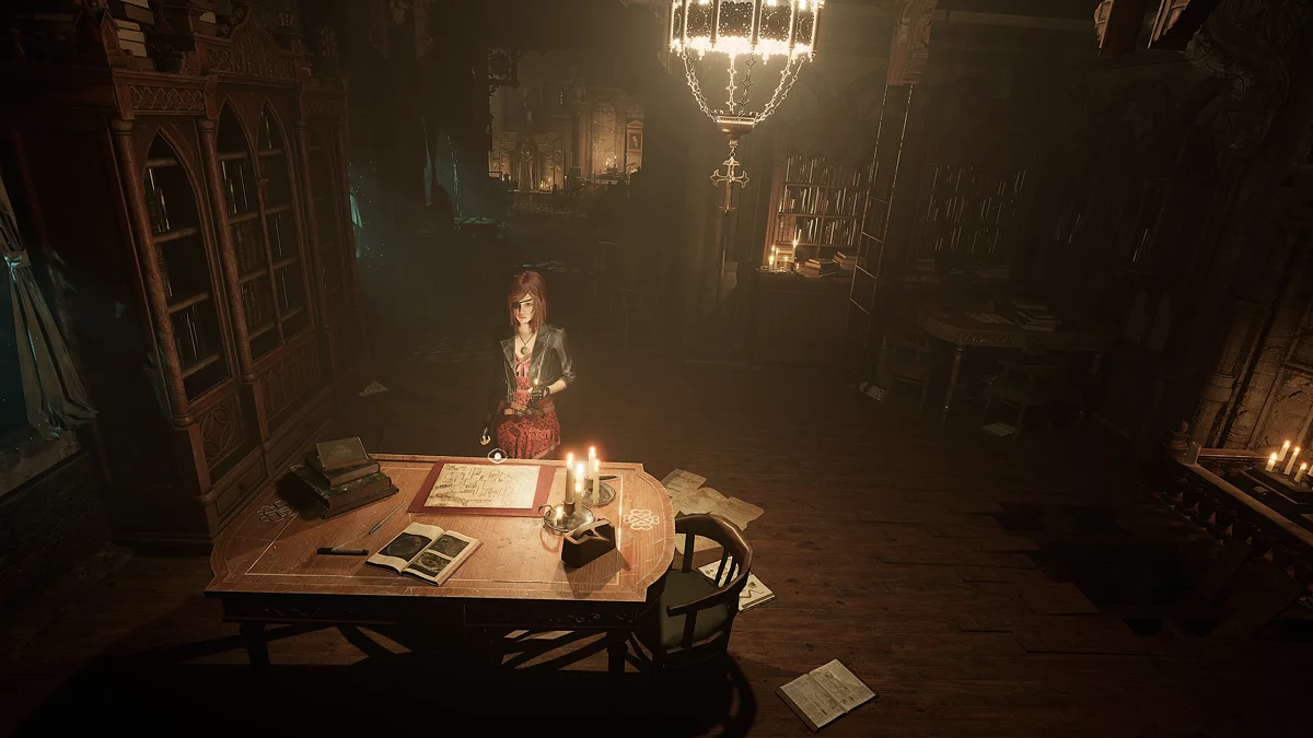 Библиотека с картой обители на освещенном столе