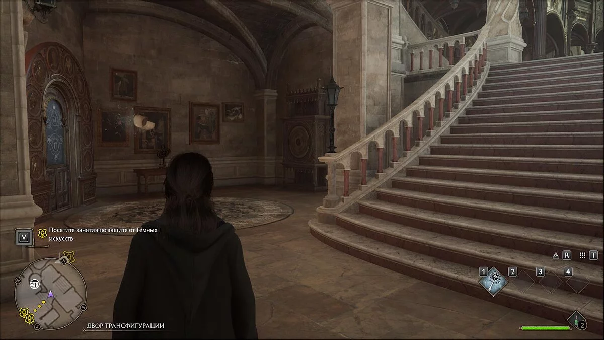 Центральный зал с фонтаном