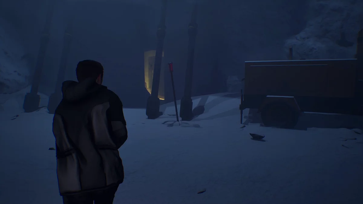 Статуэтка Бобер-футболист на ящиках в тоннеле