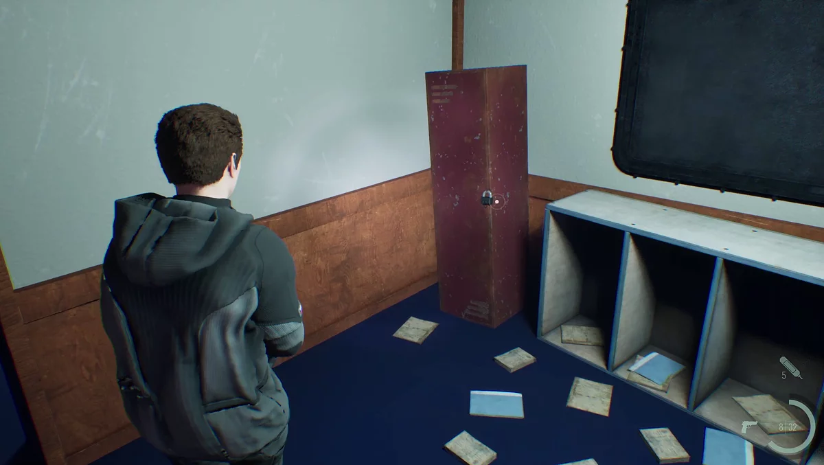 Шкаф с кодом 8-1-2 в накренившемся здании