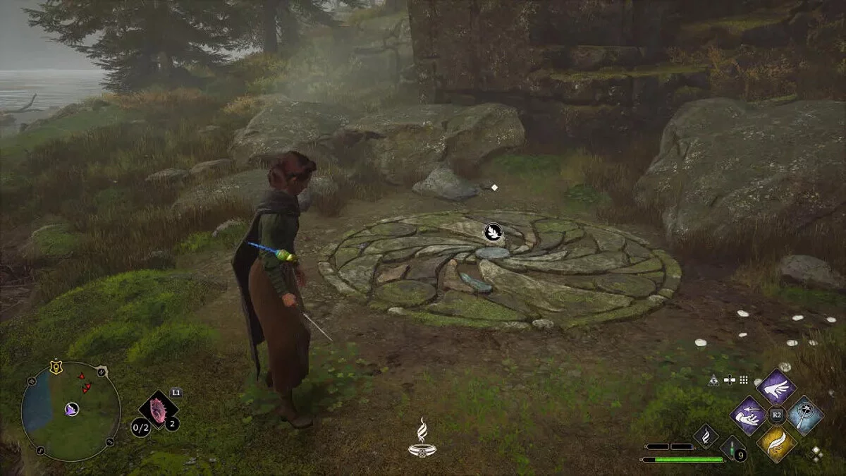 Каменный круг испытания Мерлина подсвеченный заклинанием Ревелио