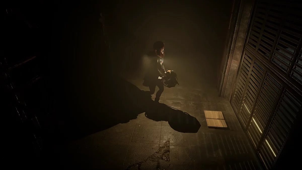 Второй дневник Нафанаила на полу у входа в коридор ротонды