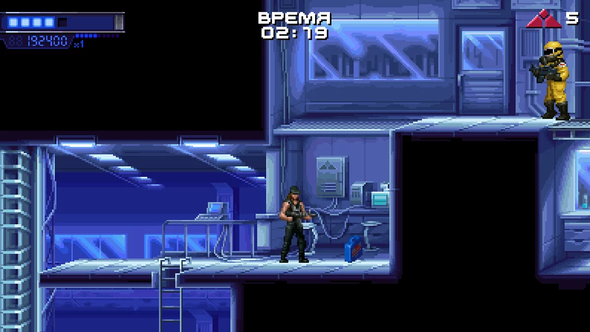 Крупная катушка с электрическими разрядами