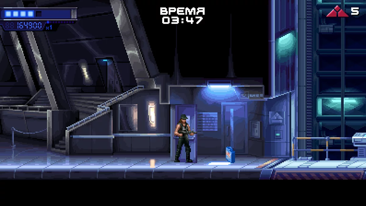 Улучшенная винтовка в деревянном ящике на скрытой лестнице