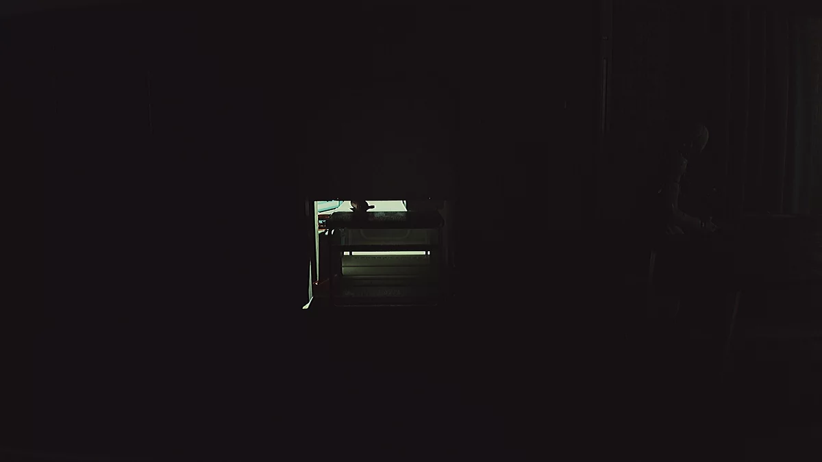 Терминал на развилке для активации прохода в зал