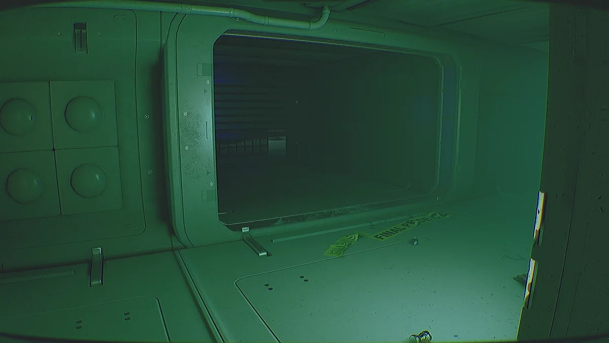 Развилка коридоров торгового комплекса с указателями