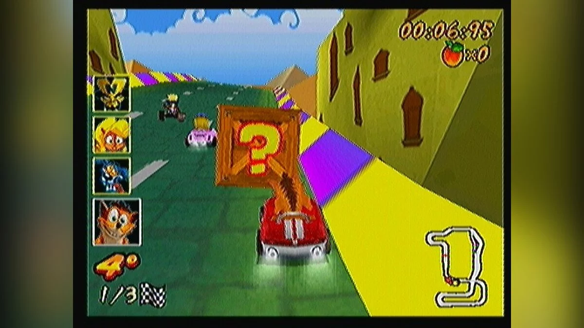 Скриншот из игры Crash Bandicoot Nitro Kart 3D - 13