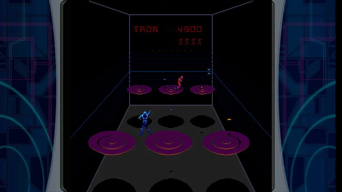 Скриншот из игры Discs Of Tron - 12