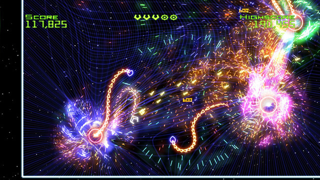 Скриншот из игры Geometry Wars: Retro Evolved - 13