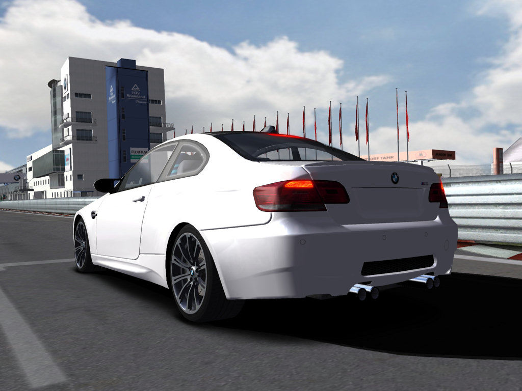 Скриншот из игры BMW M3 Challenge - 14