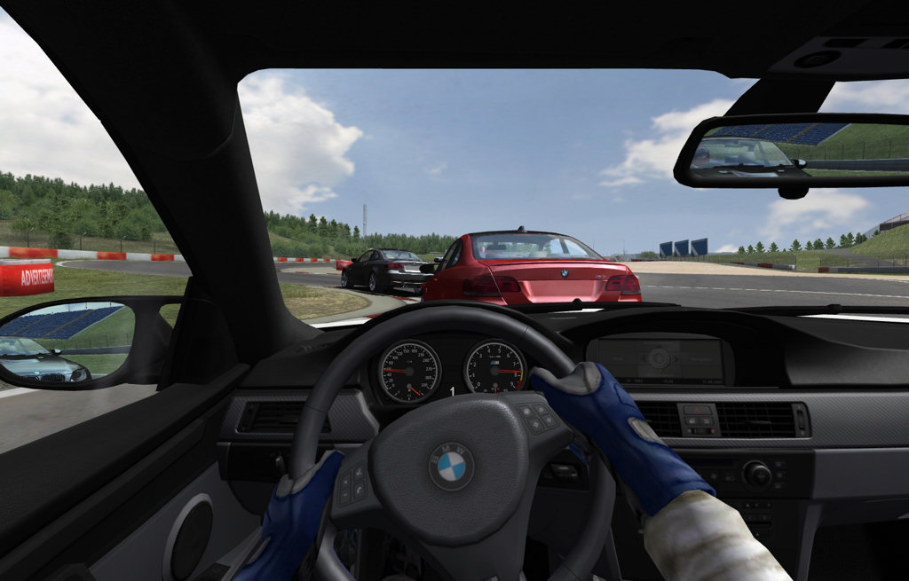 Скриншот из игры BMW M3 Challenge - 22
