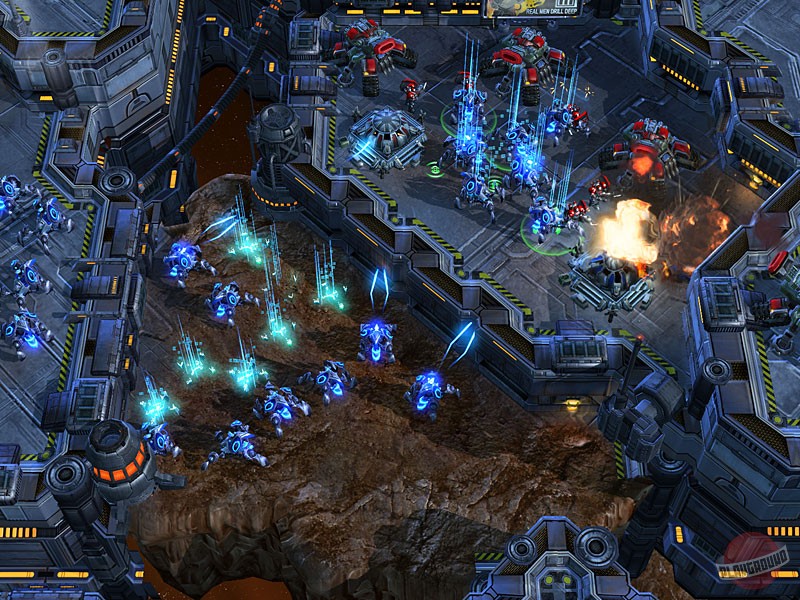 Скриншот из игры StarCraft 2: Wings of Liberty - 102