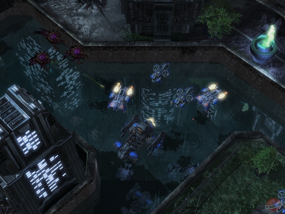 Скриншот из игры StarCraft 2: Wings of Liberty - 111