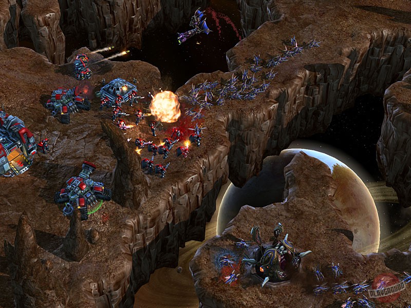 Скриншот из игры StarCraft 2: Wings of Liberty - 40