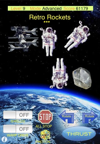 Скриншот из игры Retro Rockets - 2