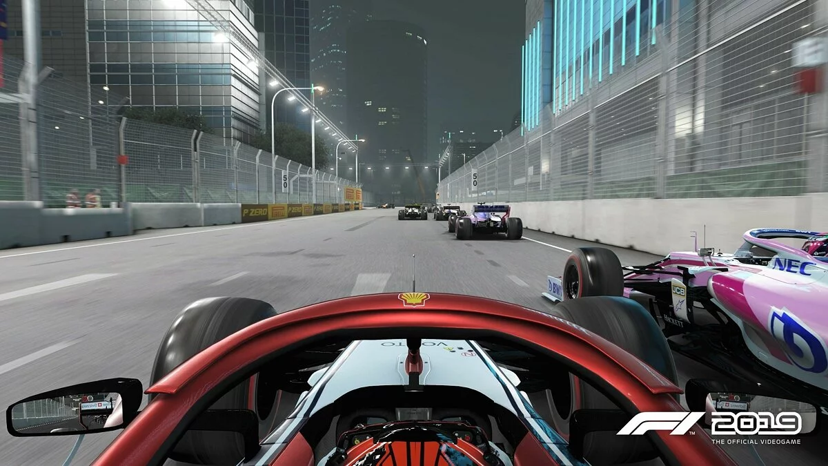 Скриншот из игры F1 2019 - 39