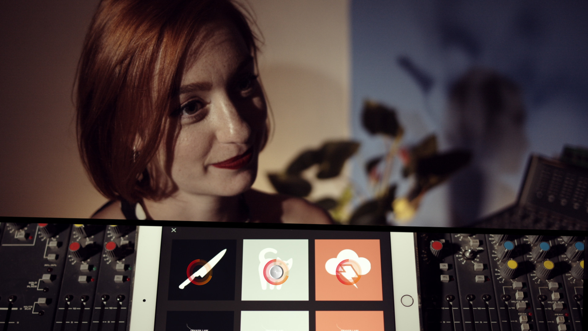 Скриншот из игры Dark Nights with Poe and Munro - 8