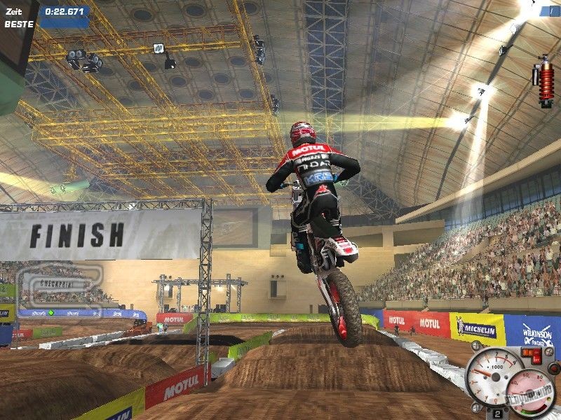 Скриншот из игры Moto Racer 3 - 8
