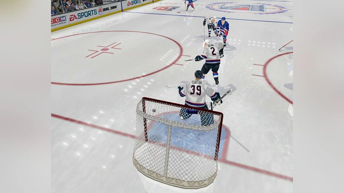 Скриншот из игры NHL 2004 - 38