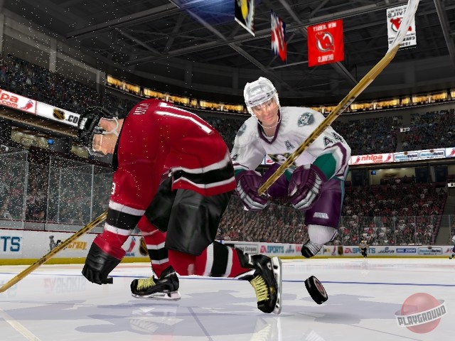 Скриншот из игры NHL 2004 - 24