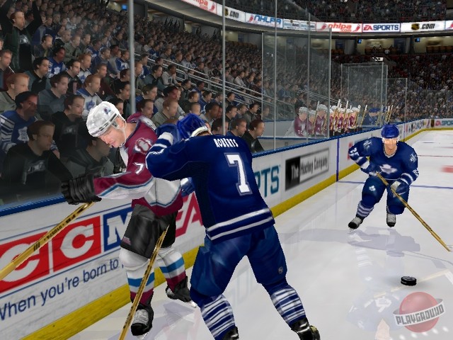 Скриншот из игры NHL 2004 - 37