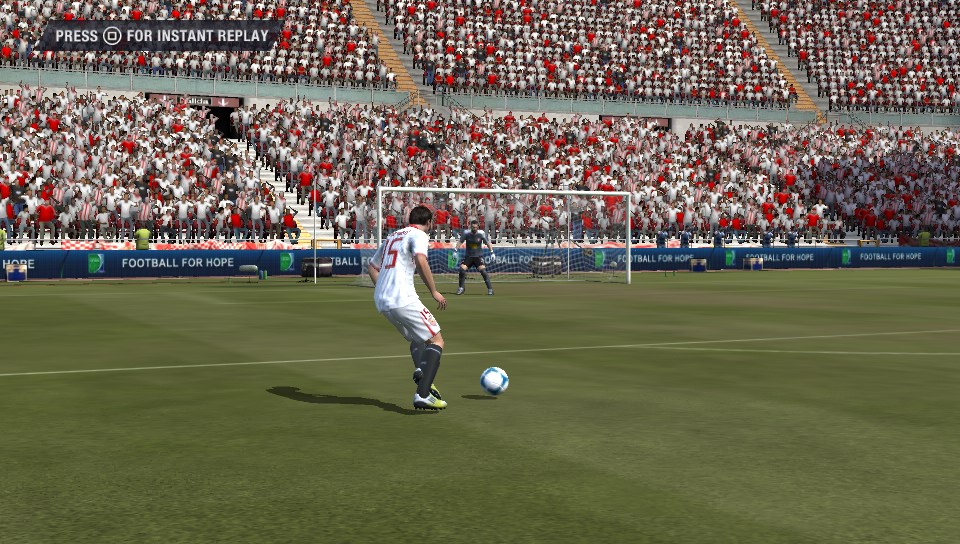 Скриншот из игры FIFA 13 - 126