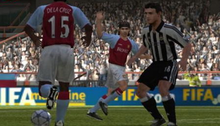 Скриншот из игры FIFA 2005 - 1