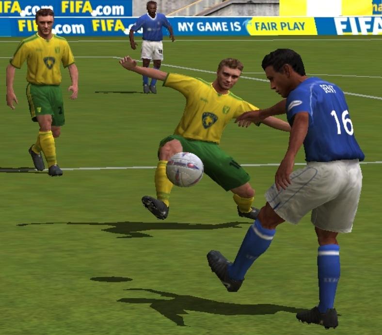 Скриншот из игры FIFA 2005 - 11