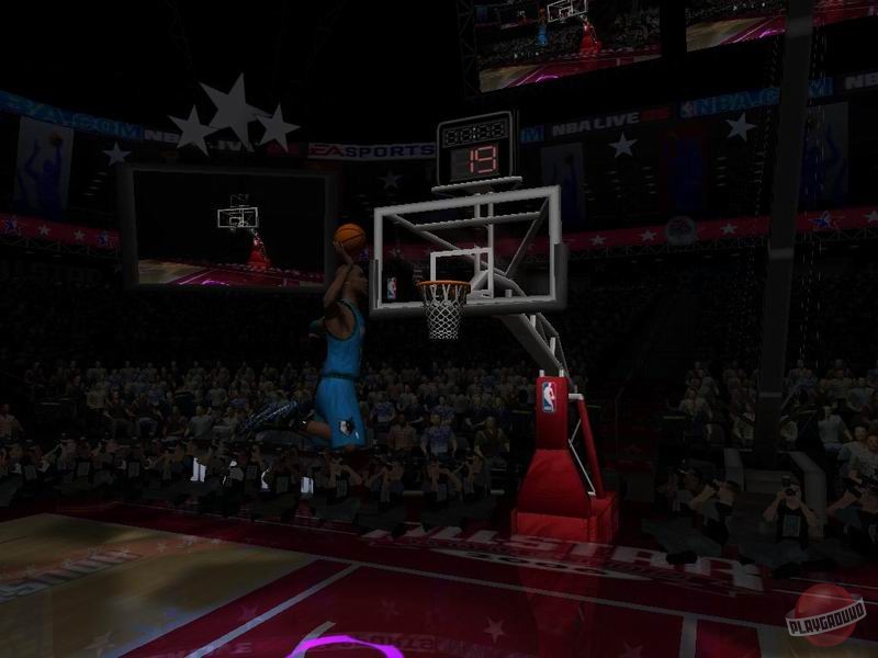 Скриншот из игры NBA Live 06 - 31