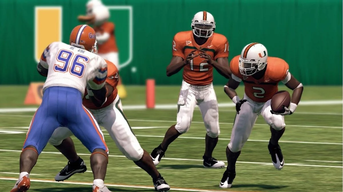 Скриншот из игры NCAA Football 11 - 16