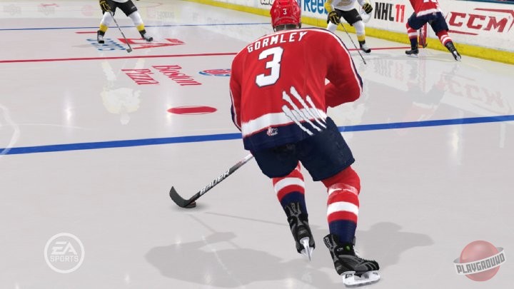 Скриншот из игры NHL 11 - 24