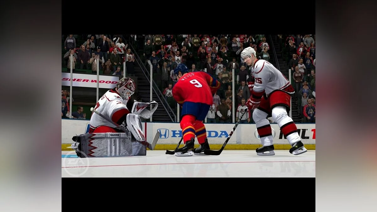Скриншот из игры NHL 13 - 34
