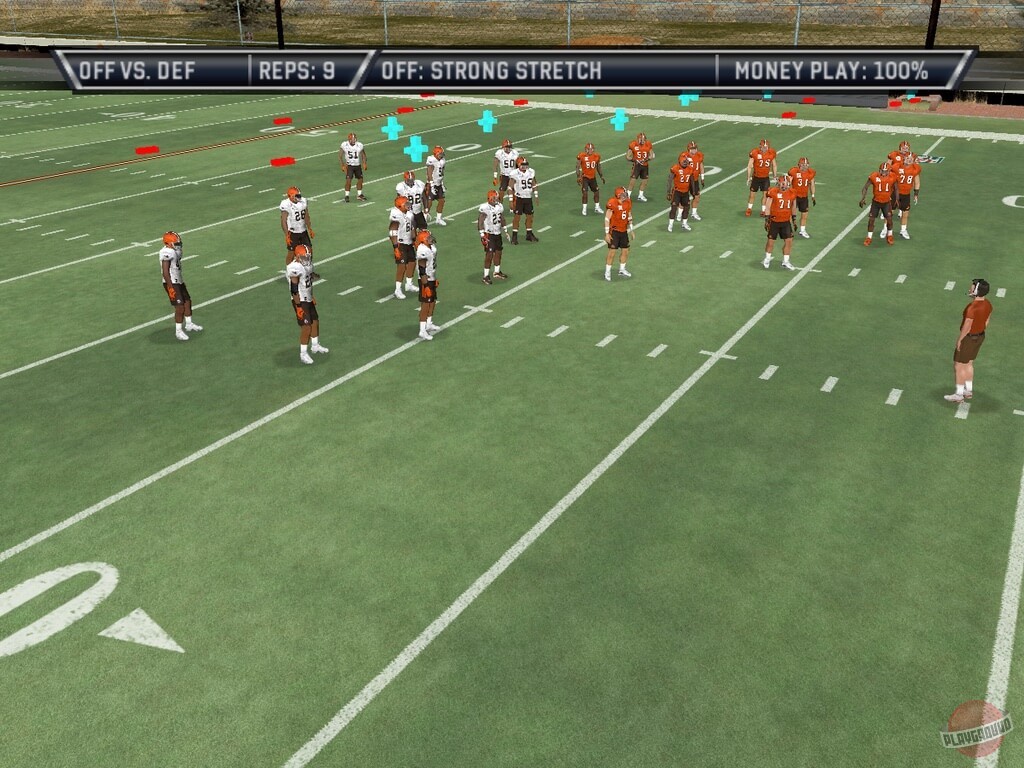 Скриншот из игры NFL Head Coach - 15