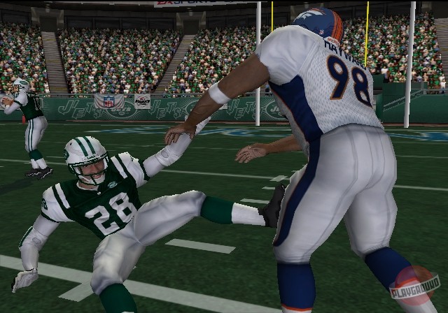 Скриншот из игры Madden NFL 2004 - 24