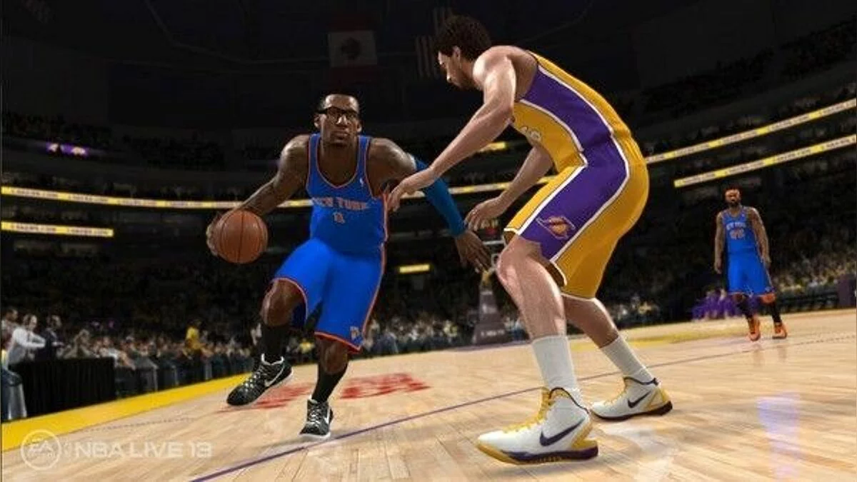 Скриншот из игры NBA Live 13 - 8