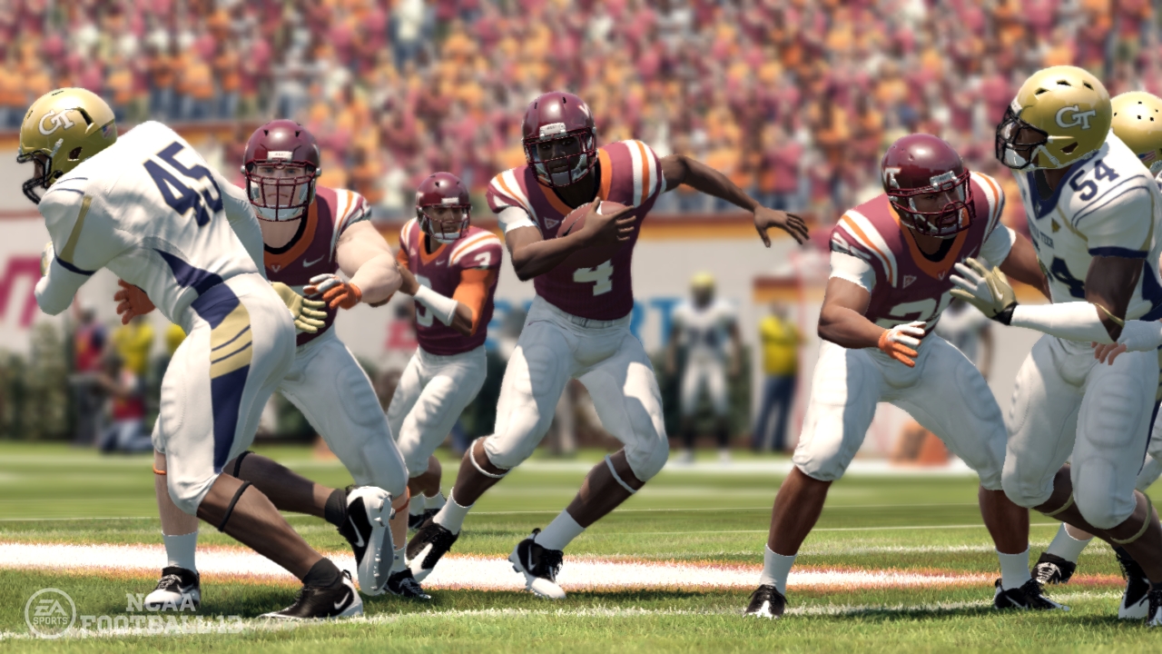 Скриншот из игры NCAA Football 13 - 57