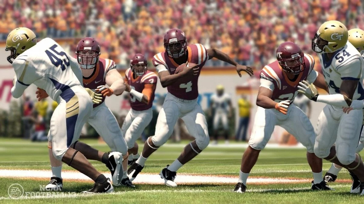 Скриншот из игры NCAA Football 13 - 39
