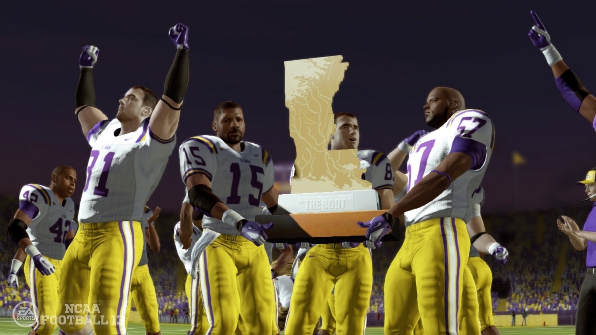 Скриншот из игры NCAA Football 13 - 38