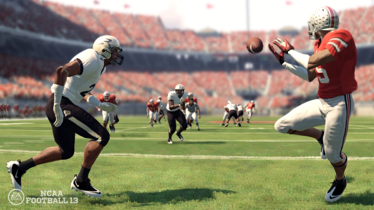Скриншот из игры NCAA Football 13 - 37