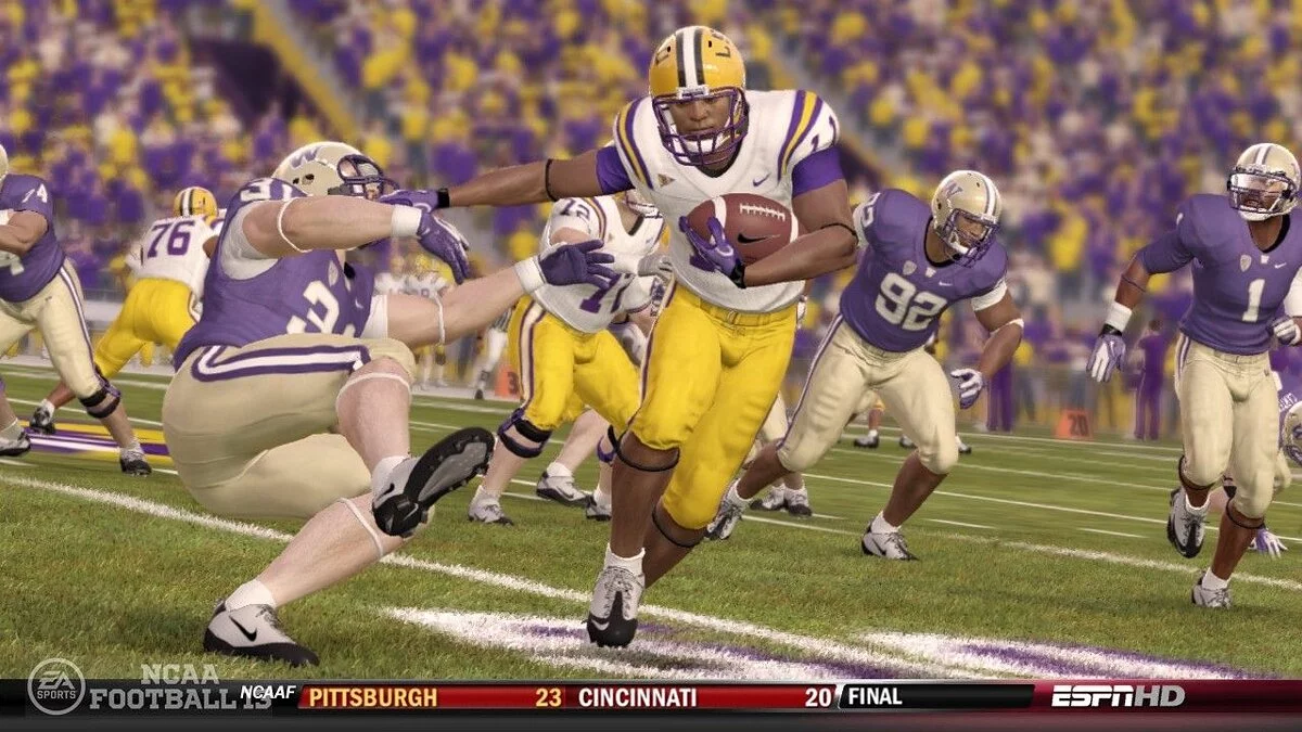 Скриншот из игры NCAA Football 13 - 41