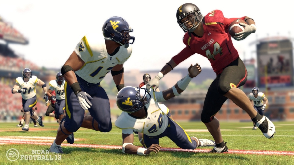 Скриншот из игры NCAA Football 13 - 53