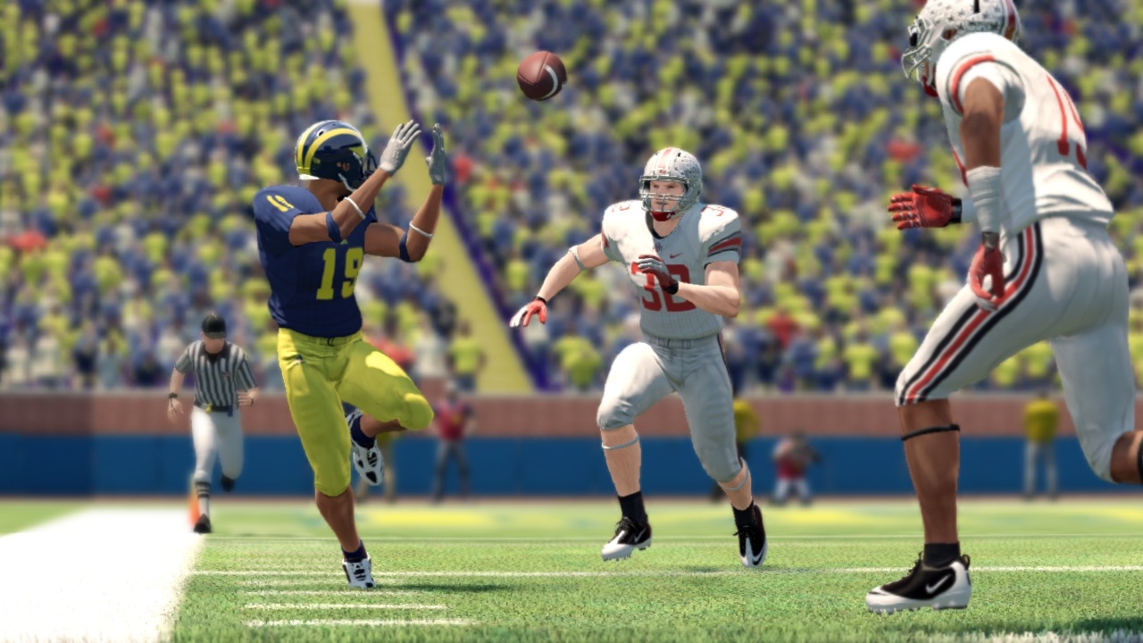 Скриншот из игры NCAA Football 13 - 106