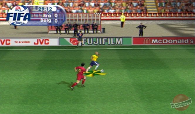 Скриншот из игры FIFA 2001 - 12