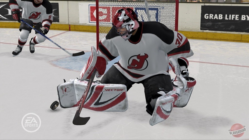 Скриншот из игры NHL 07 - 19