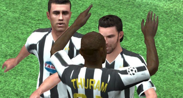 Скриншот из игры UEFA Champions League 2004-2005 - 71