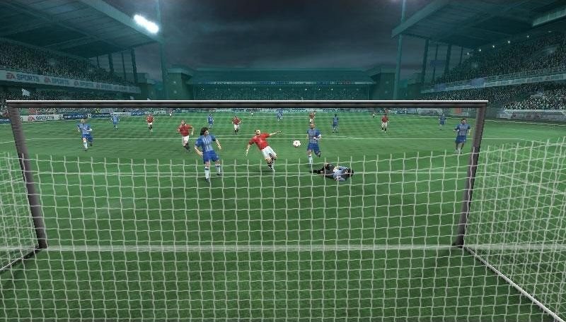 Скриншот из игры UEFA Champions League 2004-2005 - 73