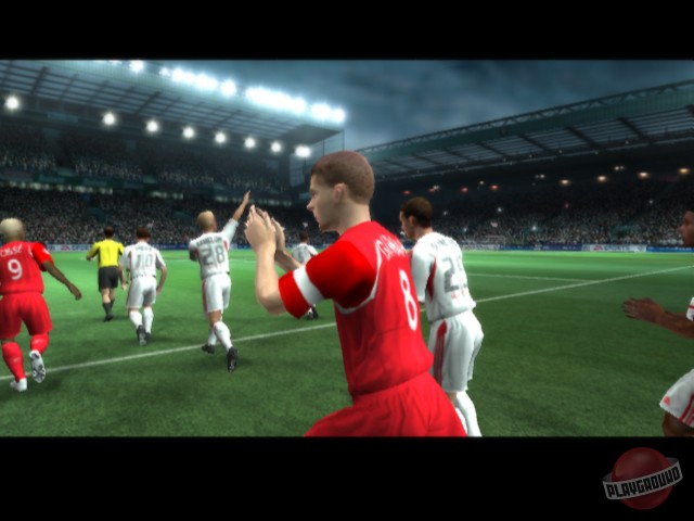 Скриншот из игры UEFA Champions League 2004-2005 - 33