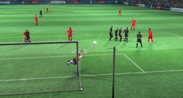 Скриншот из игры UEFA Champions League 2004-2005 - 51